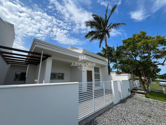 Imagem Casa com 3 Quartos à Venda, 91 m² em Barra Do Sai - Itapoá