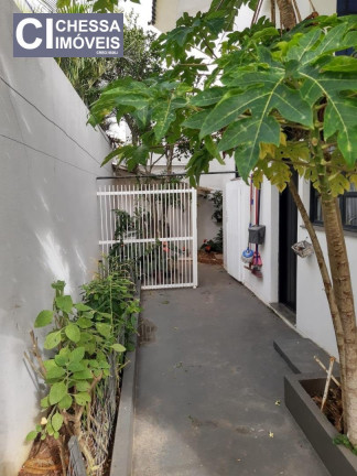 Imagem Sobrado com 3 Quartos à Venda, 600 m² em Centro - Itajaí