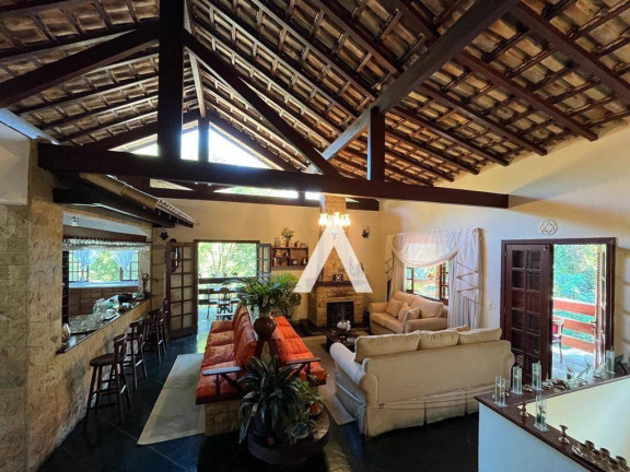 Imagem Casa com 3 Quartos à Venda, 400 m² em Parque Do Imbui - Teresópolis Imagem Casa com 3 Quartos à Venda, 400 m² em Parque Do Imbui - Teresópolis