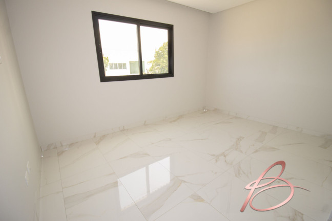 Imagem Casa com 4 Quartos à Venda, 250 m² em Barra - Balneário Camboriú Imagem Casa com 4 Quartos à Venda, 250 m² em Barra - Balneário Camboriú