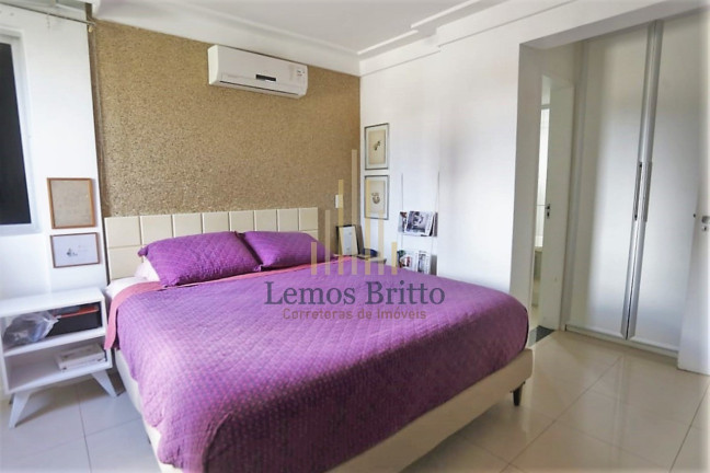 Imagem Imóvel com 4 Quartos à Venda, 240 m² em Horto Florestal - Salvador Imagem Imóvel com 4 Quartos à Venda, 240 m² em Horto Florestal - Salvador
