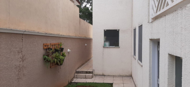 Imagem Casa com 3 Quartos à Venda, 211 m² em Usina - Atibaia Imagem Casa com 3 Quartos à Venda, 211 m² em Usina - Atibaia