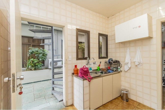 Imagem Casa com 10 Quartos à Venda, 444 m² em Mirandópolis - São Paulo