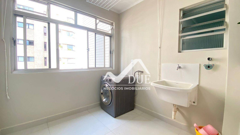 Imagem Apartamento com 3 Quartos à Venda, 133 m² em Embaré - Santos Imagem Apartamento com 3 Quartos à Venda, 133 m² em Embaré - Santos