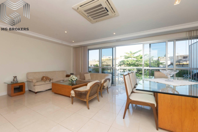 Imóvel com 5 Quartos à Venda, 320 m² em Barra Da Tijuca - Rio De Janeiro