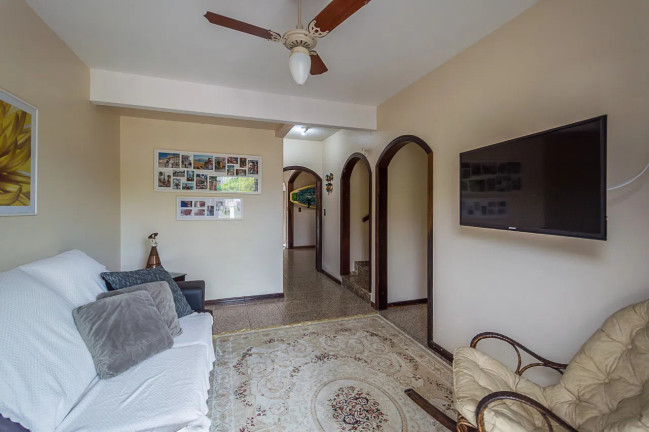 Imagem Casa com 3 Quartos à Venda, 160 m² em Morrinhos - Bombinhas