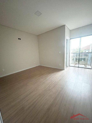 Imagem Sobrado com 3 Quartos à Venda, 122 m² em Saguaçu - Joinville