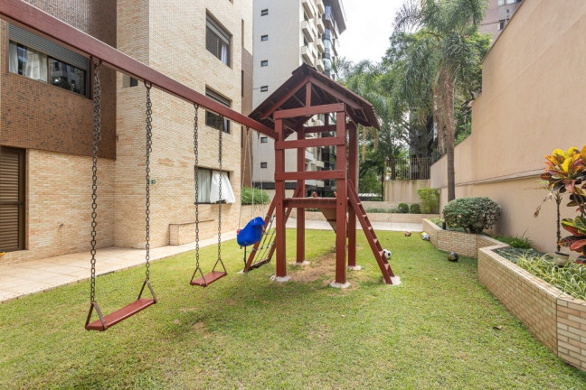 Imagem Imóvel com 3 Quartos à Venda, em Petrópolis - Porto Alegre Imagem Imóvel com 3 Quartos à Venda, em Petrópolis - Porto Alegre