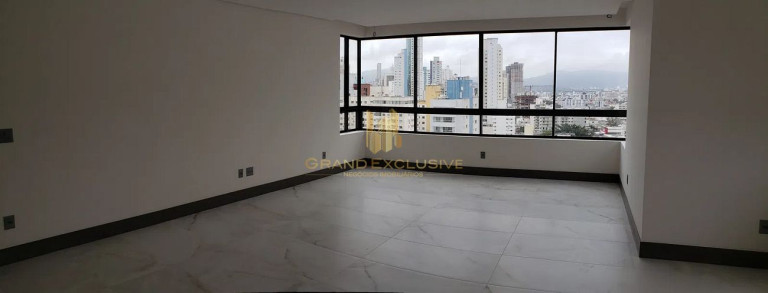 Imagem Apartamento com 3 Quartos à Venda, 130 m² em Centro - Balneário Camboriú Imagem Apartamento com 3 Quartos à Venda, 130 m² em Centro - Balneário Camboriú