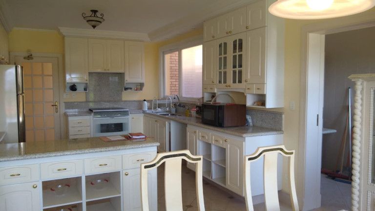 Imagem Casa com 4 Quartos à Venda, 550 m² em Vila Santista - Atibaia Imagem Casa com 4 Quartos à Venda, 550 m² em Vila Santista - Atibaia