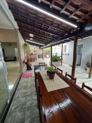 Imagem Casa com 3 Quartos à Venda, 234 m² em Jardim Urupês - São José Do Rio Preto