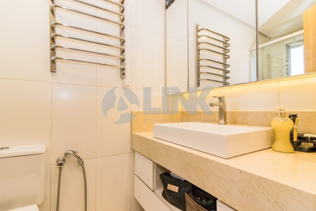 Imagem Apartamento com 3 Quartos à Venda, 97 m² em Petrópolis - Porto Alegre Imagem Apartamento com 3 Quartos à Venda, 97 m² em Petrópolis - Porto Alegre
