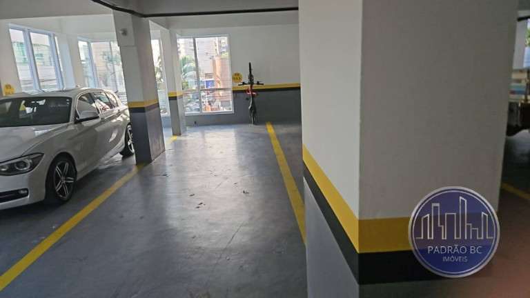 Imagem Apartamento com 3 Quartos à Venda, 100 m² em Centro - Balneário Camboriú Imagem Apartamento com 3 Quartos à Venda, 100 m² em Centro - Balneário Camboriú