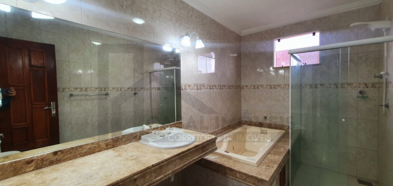 Imagem Casa com 5 Quartos à Venda, 400 m² em Mangueirão - Belém Imagem Casa com 5 Quartos à Venda, 400 m² em Mangueirão - Belém