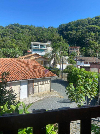 Imagem Sobrado com 3 Quartos à Venda, 292 m² em Centro - Penha Imagem Sobrado com 3 Quartos à Venda, 292 m² em Centro - Penha