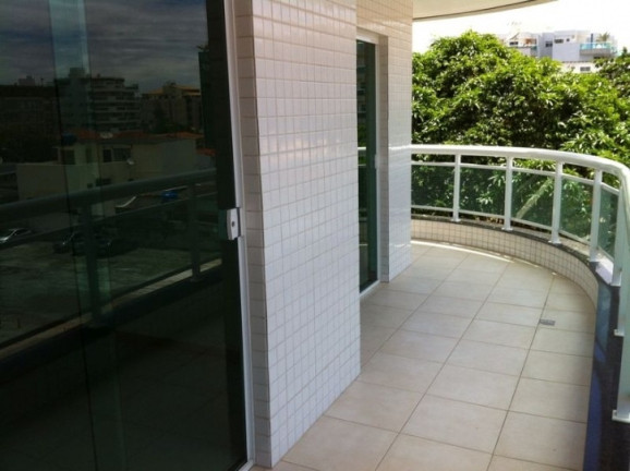 Imagem Apartamento com 3 Quartos à Venda, 100 m² em Passagem - Cabo Frio