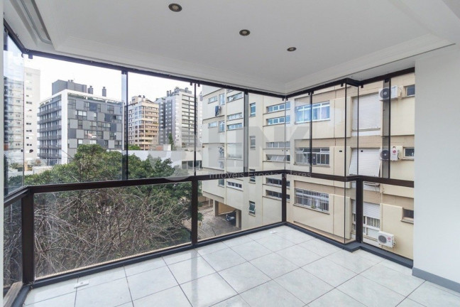 Imagem Apartamento com 3 Quartos à Venda, 118 m² em Auxiliadora - Porto Alegre Imagem Apartamento com 3 Quartos à Venda, 118 m² em Auxiliadora - Porto Alegre