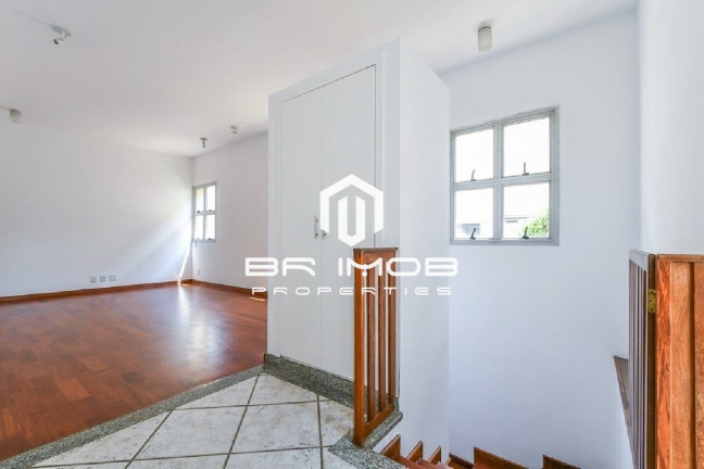 Imagem Casa com 4 Quartos à Venda, 231 m² em Vila Inah - São Paulo