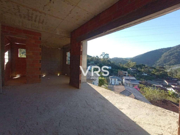 Imagem Casa com 3 Quartos à Venda, 334 m² em Albuquerque - Teresópolis Imagem Casa com 3 Quartos à Venda, 334 m² em Albuquerque - Teresópolis