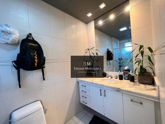Imagem Apartamento com 4 Quartos à Venda, 215 m² em Boqueirão - Santos