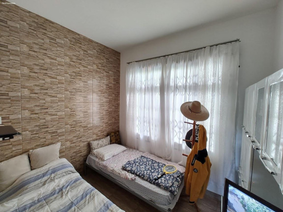 Imagem Casa com 5 Quartos à Venda, 244 m² em Centro - Joinville