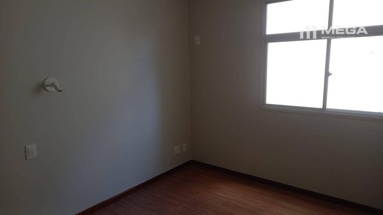 Imagem Apartamento com 3 Quartos para Alugar, 130 m² em Praia Da Costa - Vila Velha Imagem Apartamento com 3 Quartos para Alugar, 130 m² em Praia Da Costa - Vila Velha