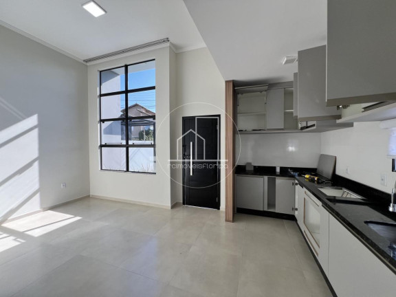Imagem Casa com 3 Quartos à Venda, 95 m² em São João Do Rio Vermelho - Florianópolis Imagem Casa com 3 Quartos à Venda, 95 m² em São João Do Rio Vermelho - Florianópolis