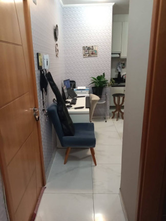 Imagem Apartamento com 1 Quarto à Venda, 33 m² em Cajuru - Curitiba Imagem Apartamento com 1 Quarto à Venda, 33 m² em Cajuru - Curitiba