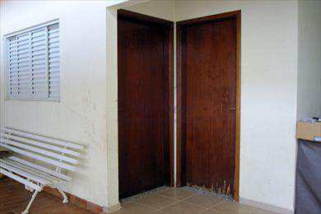 Imagem Casa com 3 Quartos à Venda, 351 m² em Jardim Do Lago - Pirassununga Imagem Casa com 3 Quartos à Venda, 351 m² em Jardim Do Lago - Pirassununga