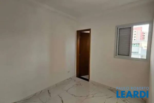 Imagem Cobertura com 2 Quartos para Alugar, 85 m² em Vila Assunção - Santo André