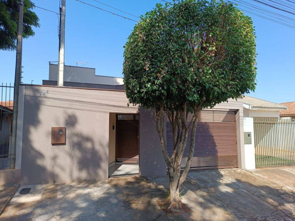 Imagem Casa com 2 Quartos à Venda, 180 m² em Jardim Petrópolis - Arapongas Imagem Casa com 2 Quartos à Venda, 180 m² em Jardim Petrópolis - Arapongas