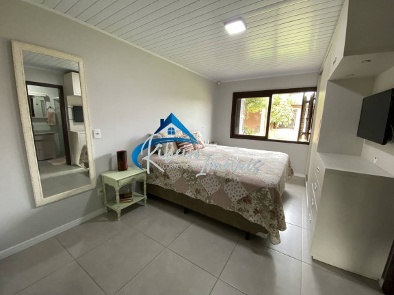Imagem Casa com 4 Quartos à Venda, 270 m² em Centro - Imbé