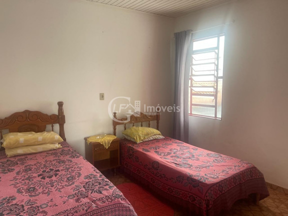 Imagem Casa com 6 Quartos à Venda, 300 m² em Centro - Campo Grande Imagem Casa com 6 Quartos à Venda, 300 m² em Centro - Campo Grande