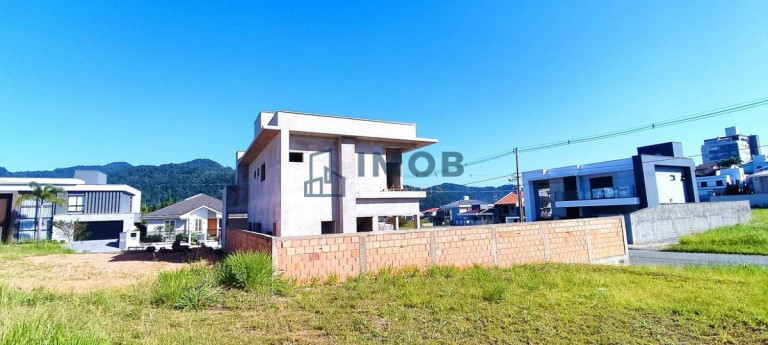 Imagem Casa com 4 Quartos à Venda, 217 m² em Jaraguá Esquerdo - Jaraguá Do Sul Imagem Casa com 4 Quartos à Venda, 217 m² em Jaraguá Esquerdo - Jaraguá Do Sul