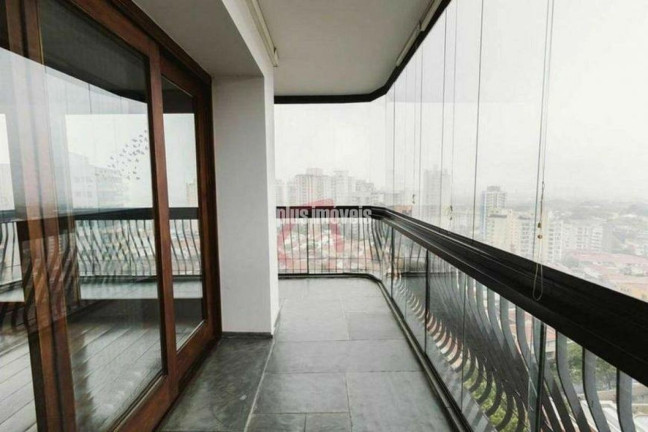 Apartamento com 4 Quartos à Venda, 240 m² em Alto Da Lapa - São Paulo