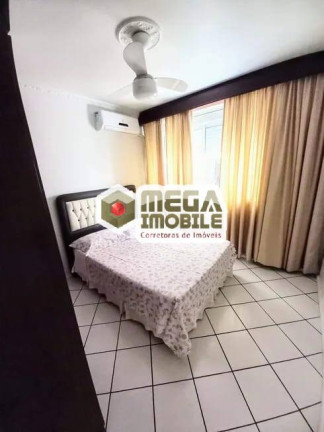 Imagem Apartamento com 2 Quartos à Venda, 78 m² em Centro - Florianópolis