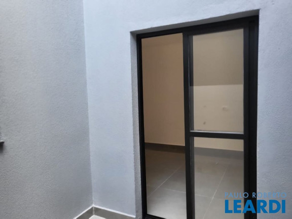Imagem Apartamento com 2 Quartos à Venda, 42 m² em Vila Scarpelli - Santo André