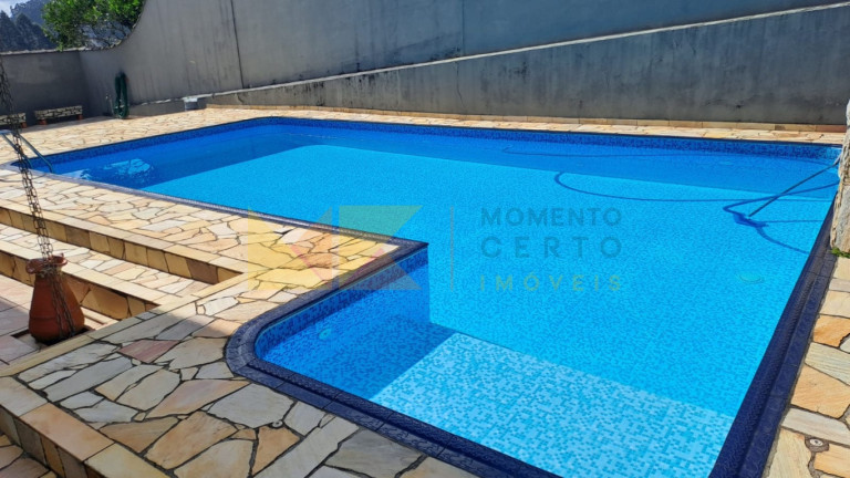 Imagem Casa com 3 Quartos à Venda, 200 m² em Velha Central - Blumenau