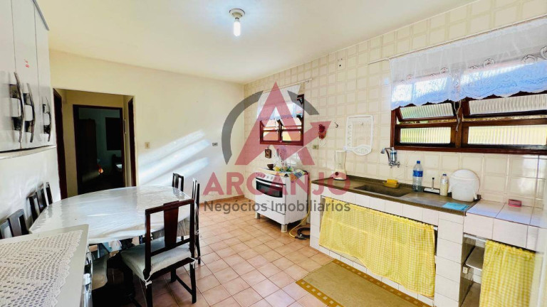 Imagem Casa com 2 Quartos à Venda, 250 m² em Pereque Açu - Ubatuba Imagem Casa com 2 Quartos à Venda, 250 m² em Pereque Açu - Ubatuba