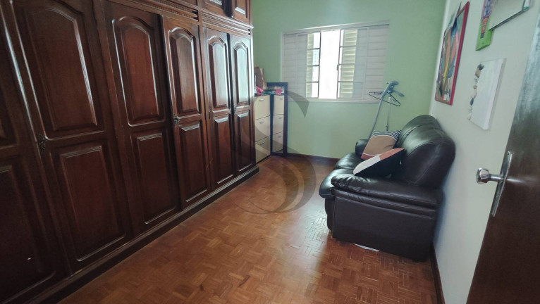 Imagem Casa com 3 Quartos à Venda, 300 m² em Jardim Emília - Sorocaba Imagem Casa com 3 Quartos à Venda, 300 m² em Jardim Emília - Sorocaba