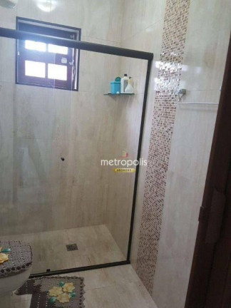 Imagem Sobrado com 3 Quartos à Venda, 245 m² em Vila Mazzei - Santo André