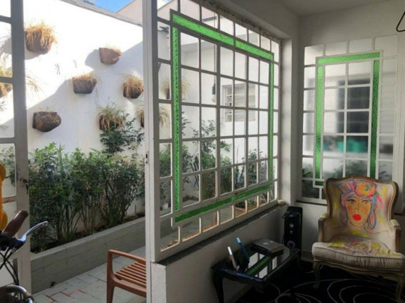 Imagem Casa com 3 Quartos à Venda, 120 m² em Pinheiros - São Paulo Imagem Casa com 3 Quartos à Venda, 120 m² em Pinheiros - São Paulo