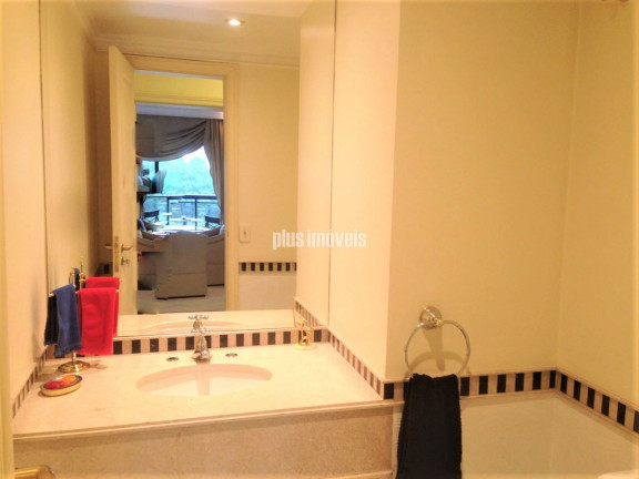 Imagem Apartamento com 4 Quartos à Venda, 361 m² em Panamby - São Paulo Imagem Apartamento com 4 Quartos à Venda, 361 m² em Panamby - São Paulo