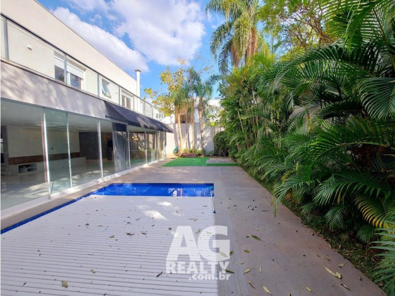 Casa de Condomínio com 3 Quartos à Venda, 600 m² em Granja Julieta - São Paulo
