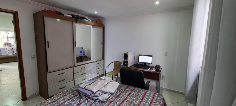 Imagem Casa com 4 Quartos à Venda, 229 m² em Campo Grande - Rio De Janeiro Imagem Casa com 4 Quartos à Venda, 229 m² em Campo Grande - Rio De Janeiro