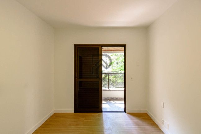 Imagem Apartamento com 3 Quartos à Venda, 190 m² em Itaim Bibi - São Paulo