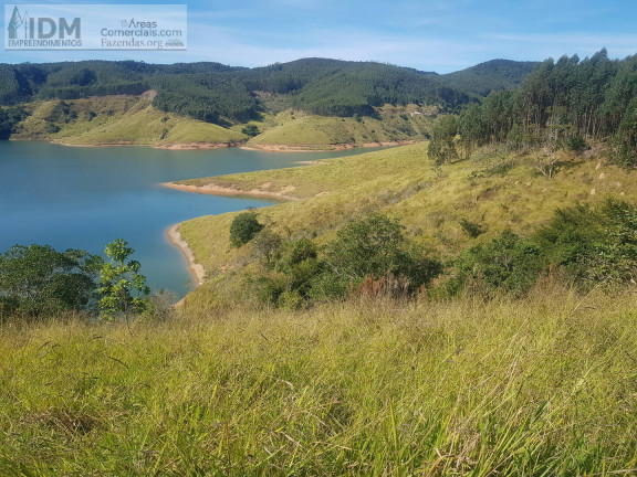 Imagem Chácara à Venda, 768 m² em Paraibuna Imagem Chácara à Venda, 768 m² em Paraibuna