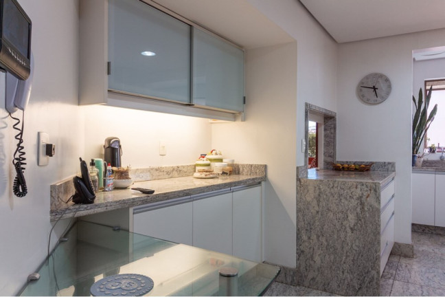 Imagem Cobertura com 4 Quartos à Venda, 330 m² em Petrópolis - Porto Alegre