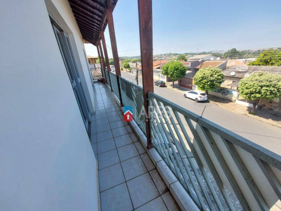 Imagem Casa com 3 Quartos à Venda, 220 m² em Jardim Nossa Senhora De Fátima - Nova Odessa Imagem Casa com 3 Quartos à Venda, 220 m² em Jardim Nossa Senhora De Fátima - Nova Odessa