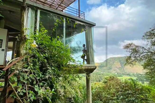 Imagem Casa com 3 Quartos à Venda, 2.000 m² em Itanhangá - Rio De Janeiro Imagem Casa com 3 Quartos à Venda, 2.000 m² em Itanhangá - Rio De Janeiro